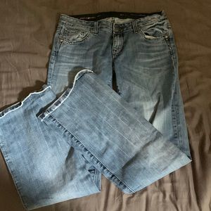 Low Rise Jeans